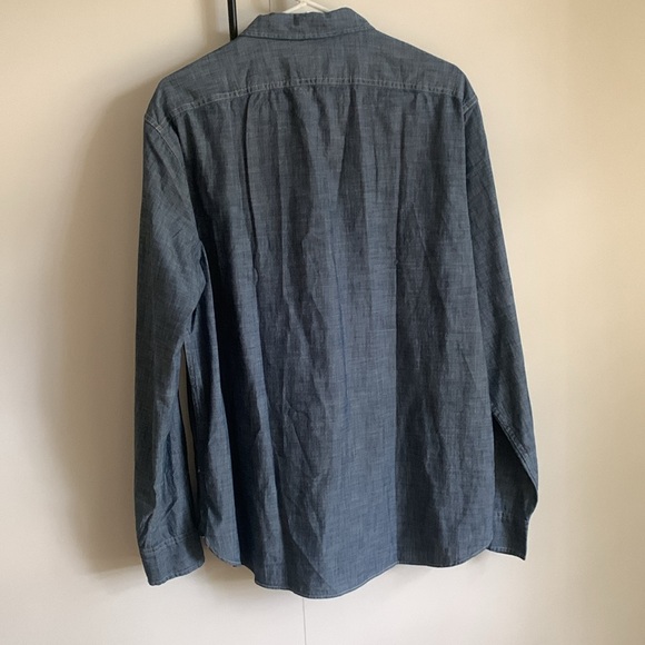 JCrew indigo chambray work shirt - Picture 2 of 7